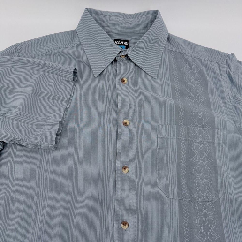 Kuhl Organic Cotton Short Sleeve Button Down Shirt Mens M Blue Gray Striped